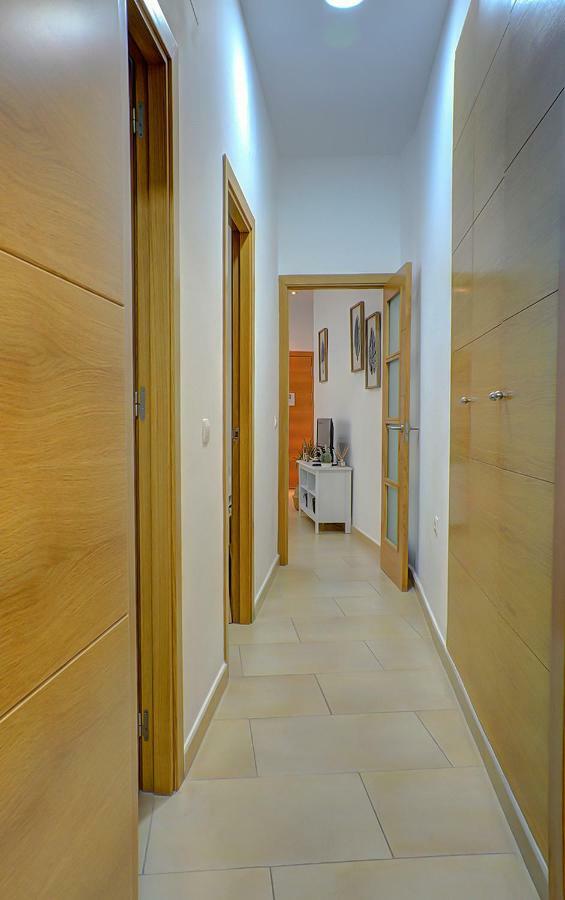 Apartamento San Julian Seville Exterior photo